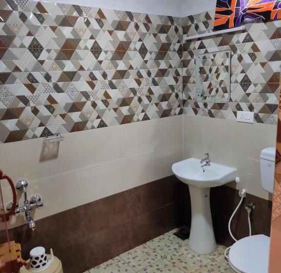 Общежитие Green Hills Farm And Guest House