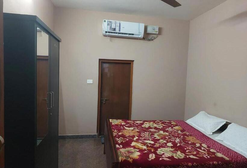 فندق صغير Green Hills Farm And Guest House