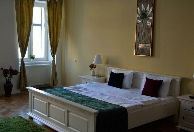 Casa Krone   Piața Sfatului