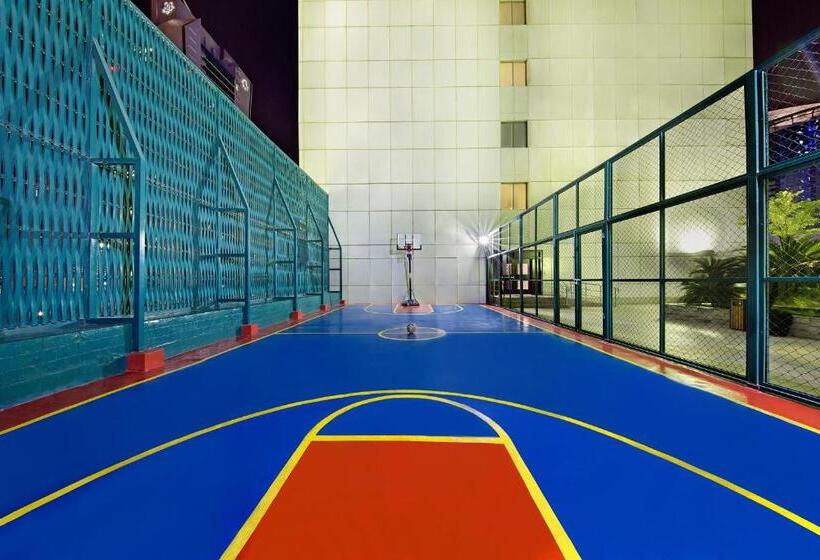 Ezdan Hotel, Residences