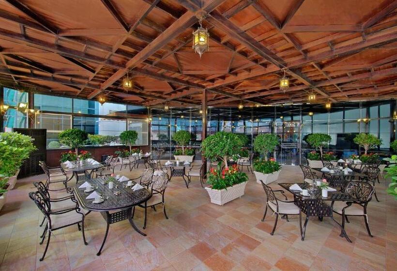 Ezdan Hotel, Residences