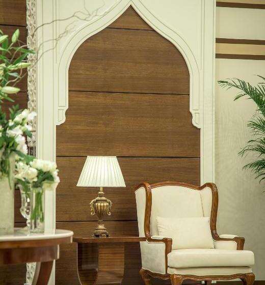 Ezdan Hotel, Residences