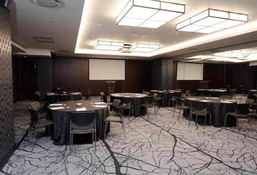 酒店 Davinci Suites