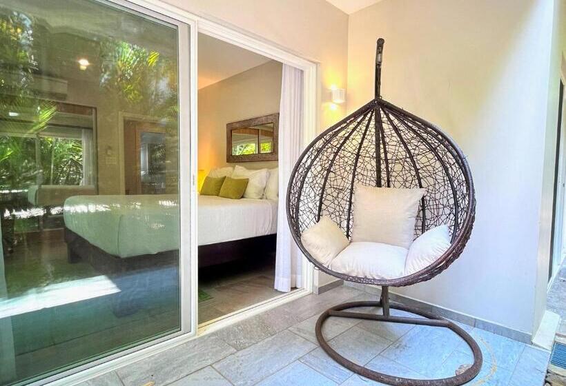 هتل Elan At Ballena Beach