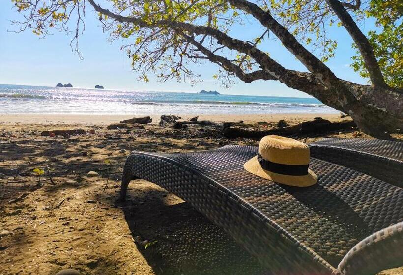 هتل Elan At Ballena Beach