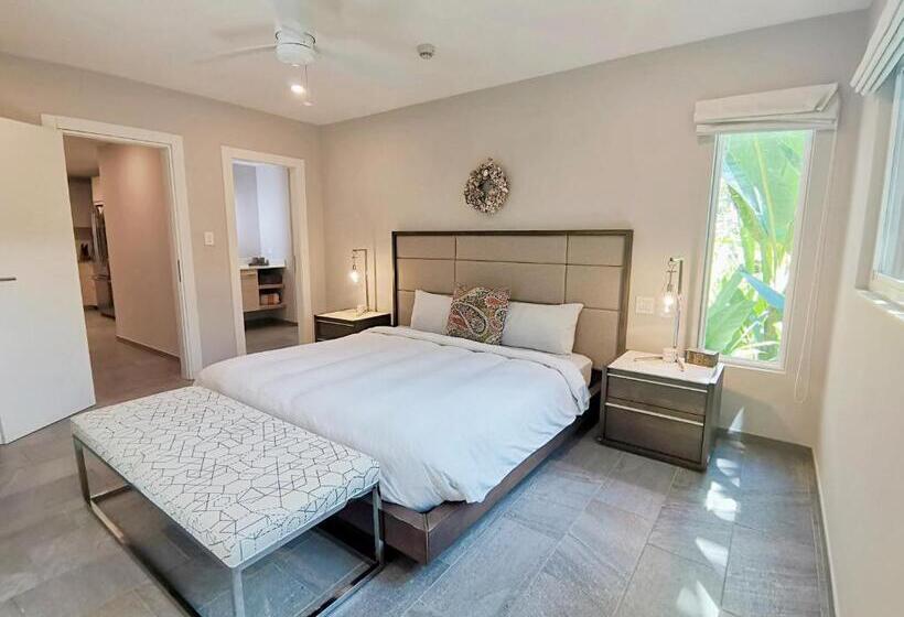 هتل Elan At Ballena Beach