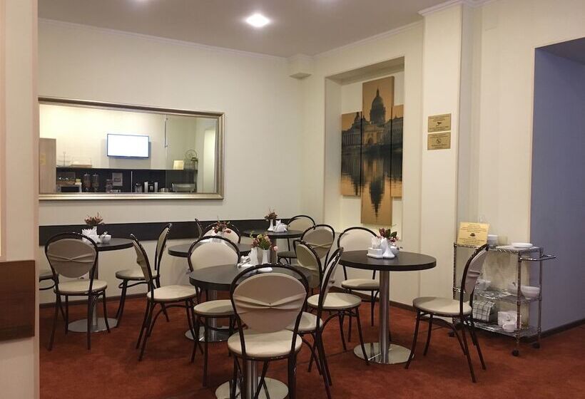 בית מלון כפרי Sonata On Nevsky 5