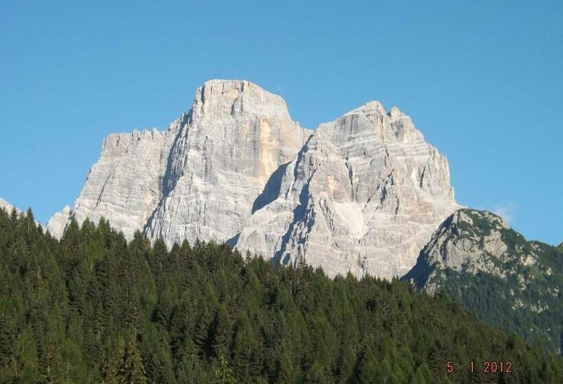 ペンション Agordo Cerbiatto