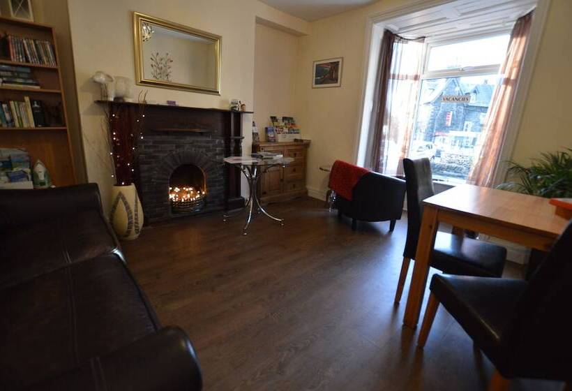 Пансион All Seasons Rest