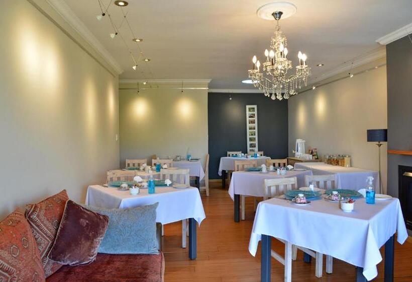 פנסיון Annie's Boutique Guesthouse And Garden Spa