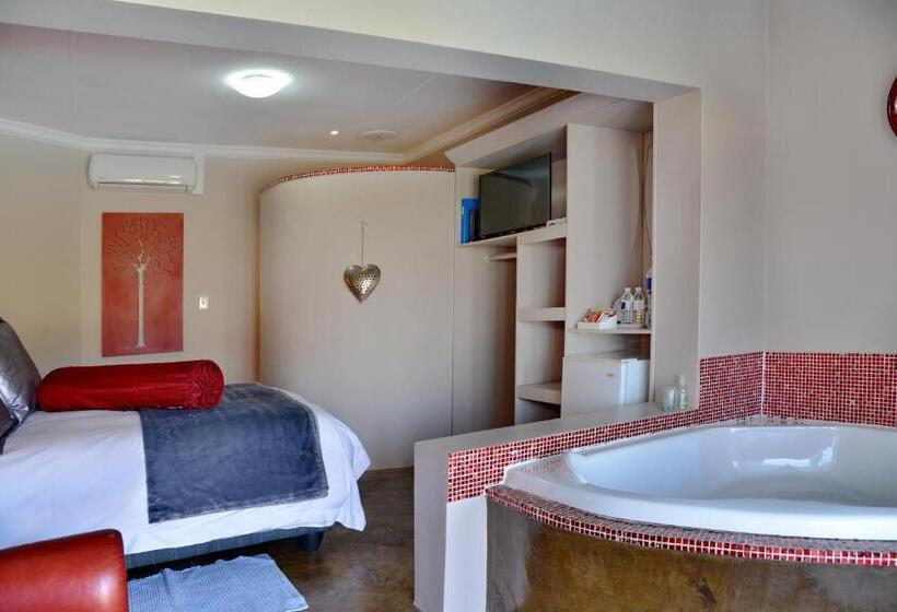 פנסיון Annie's Boutique Guesthouse And Garden Spa