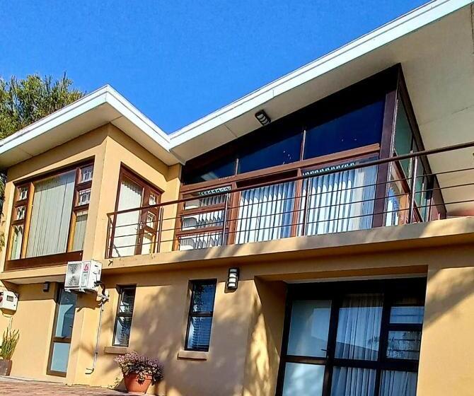 پانسیون Bhotani Lodge