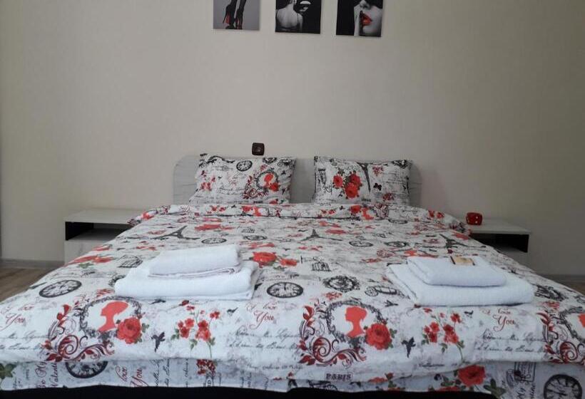 پانسیون Bubolina House