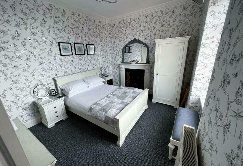 פנסיון Caer Menai