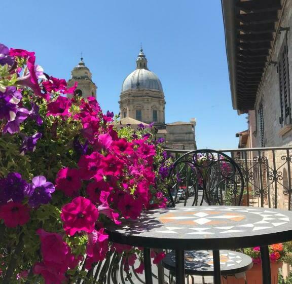 פנסיון Camere Il Cantico