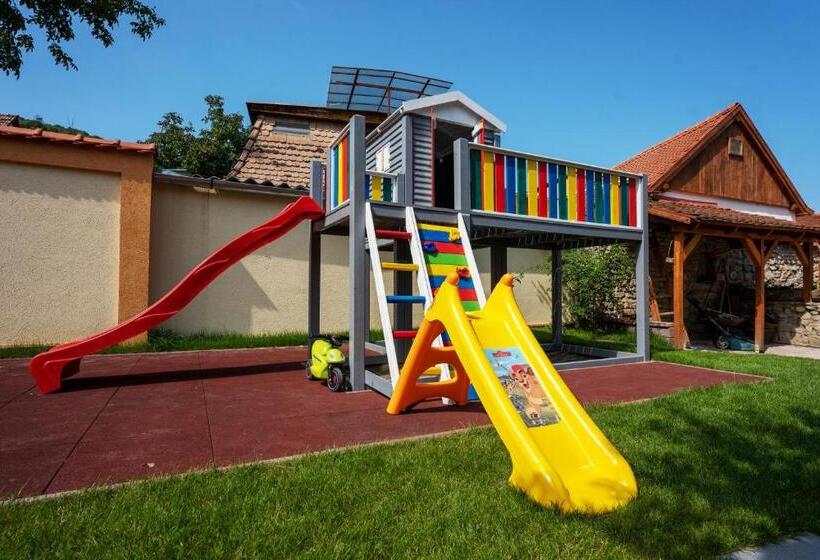 펜션 Carolina House