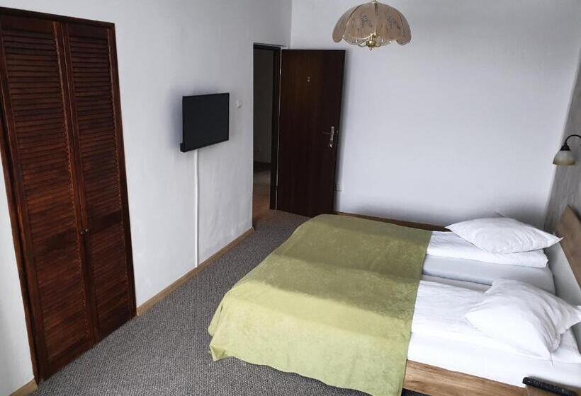 بنسيون Casa Anda