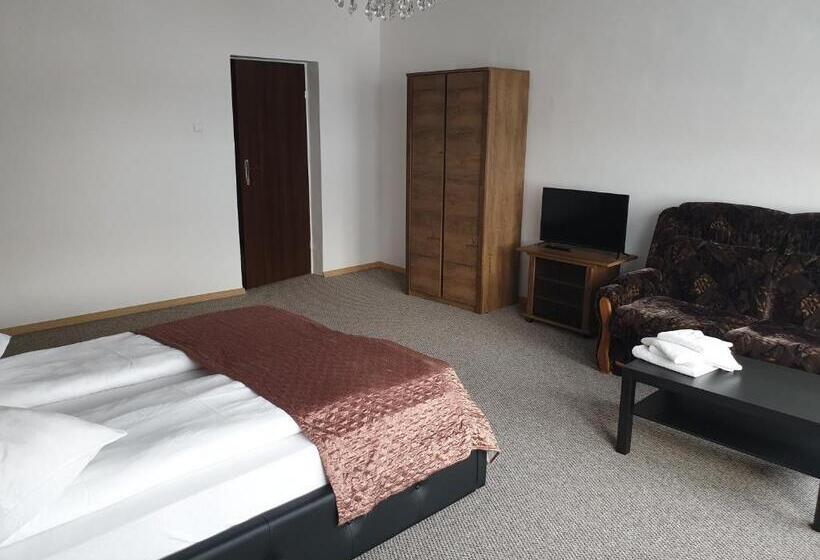 بنسيون Casa Anda