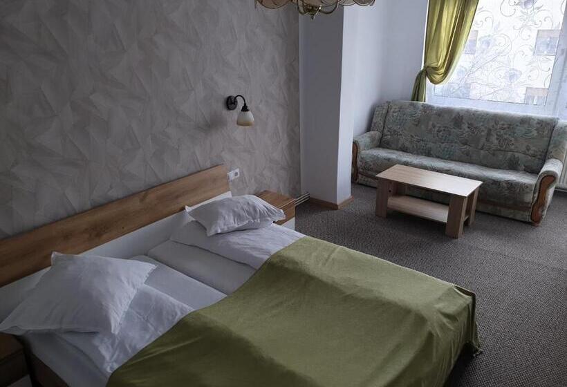 بنسيون Casa Anda