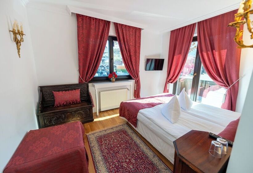 펜션 Casa Din Bran Inn Center