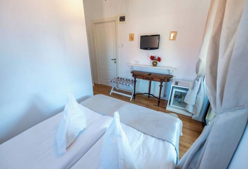 Пансион Casa Din Bran Inn Center