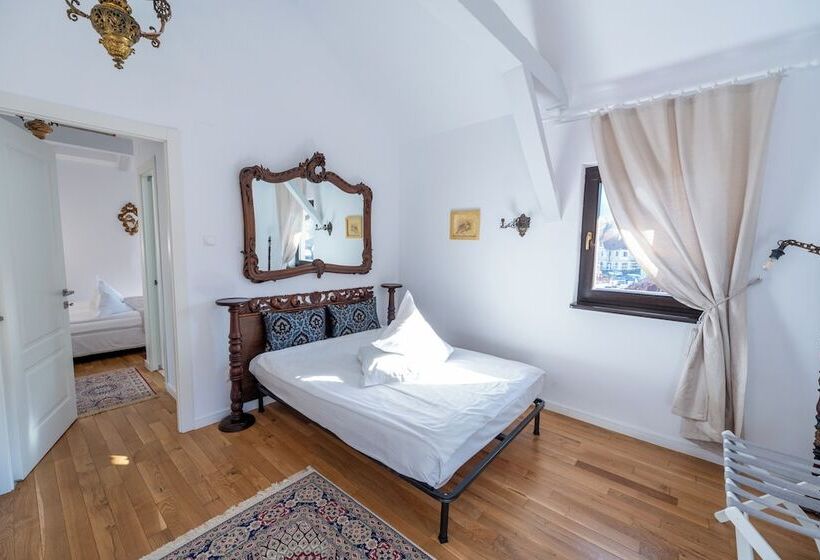 펜션 Casa Din Bran Inn Center