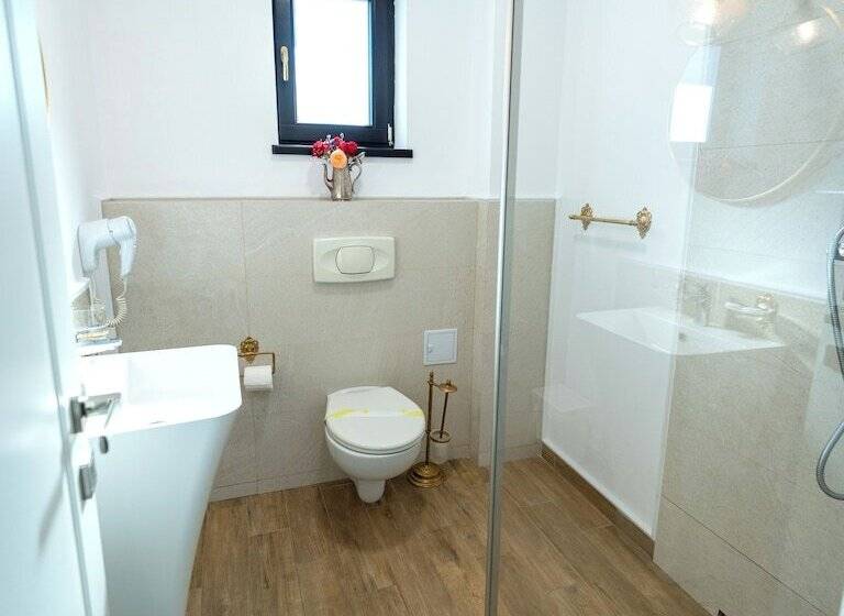 펜션 Casa Din Bran Inn Center