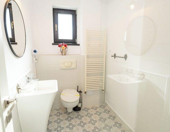 펜션 Casa Din Bran Inn Center