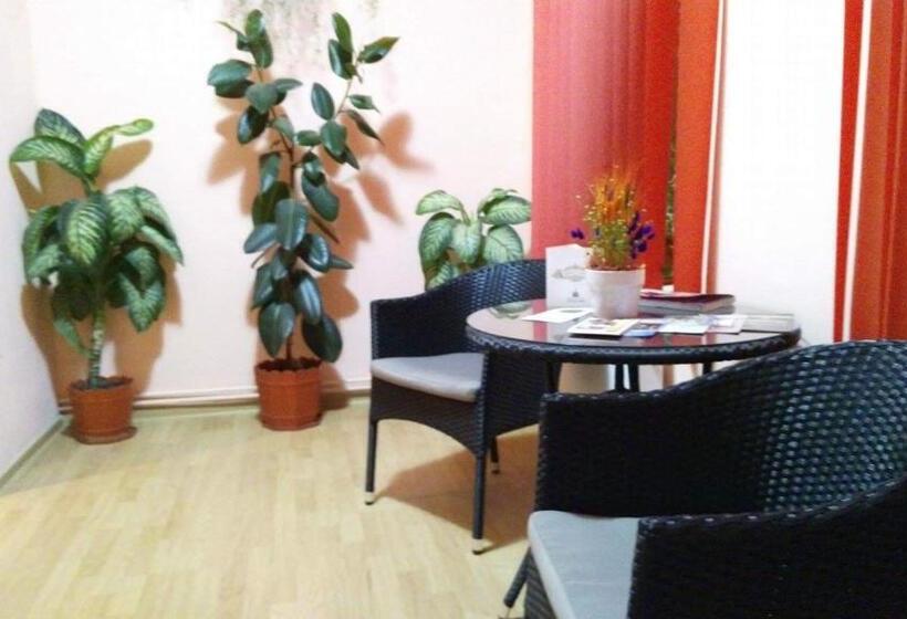 Пансион Casa Krista