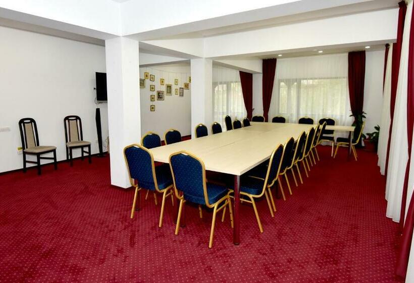 פנסיון Casa Tad