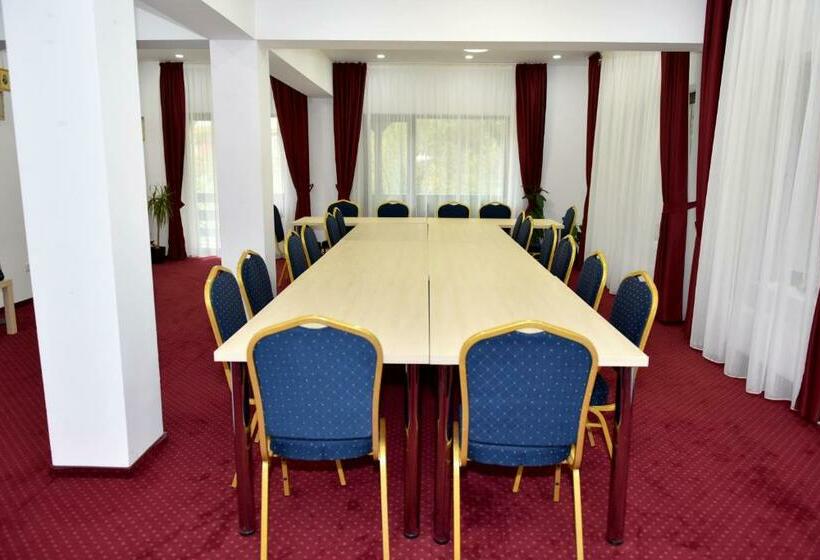 פנסיון Casa Tad