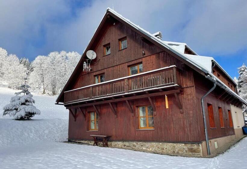 펜션 Chata Boubín