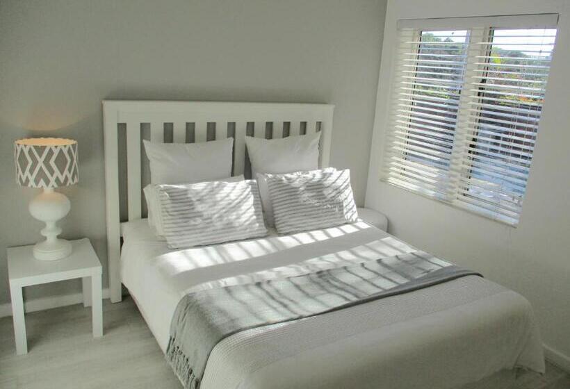 פנסיון Cintsa View