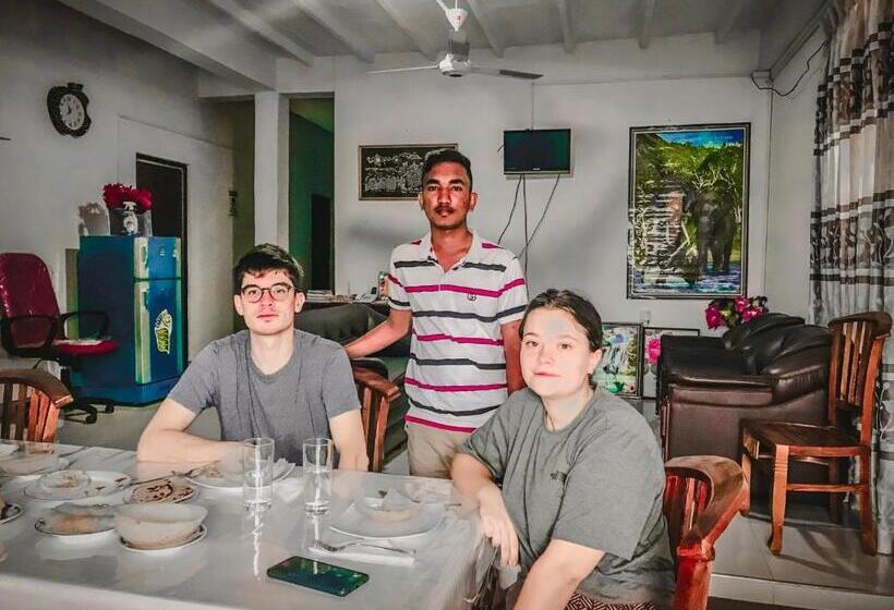 펜션 Dambulla Tourist Resort