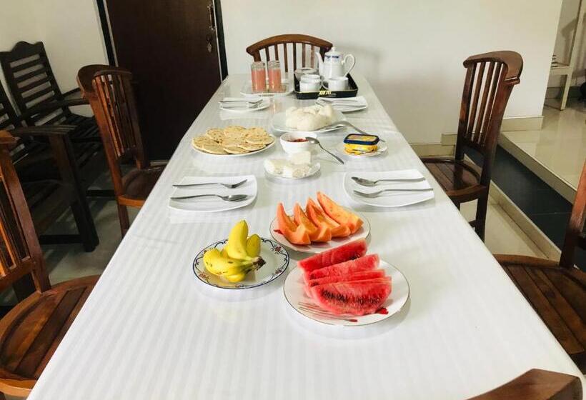 ペンション Dambulla Tourist Resort