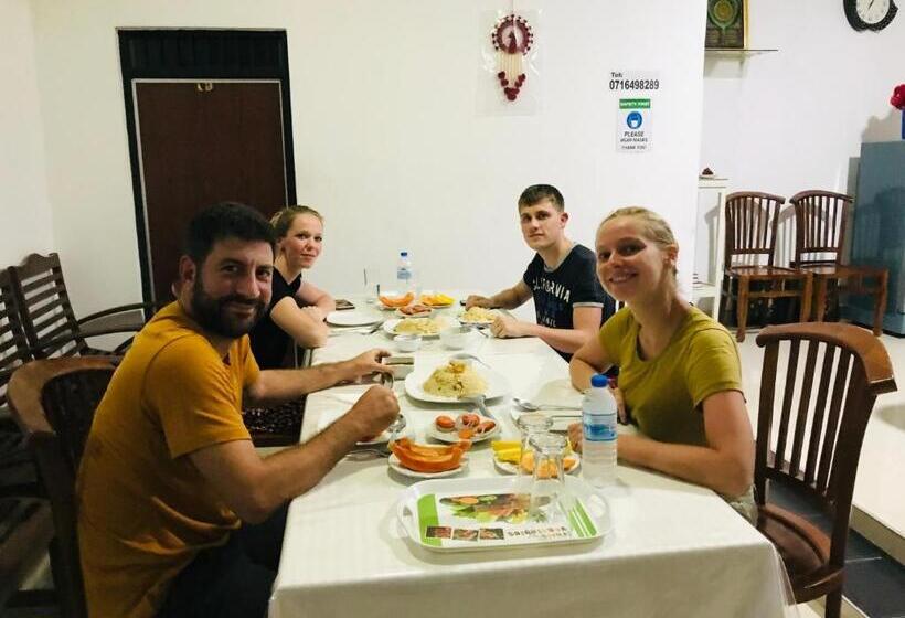 ペンション Dambulla Tourist Resort