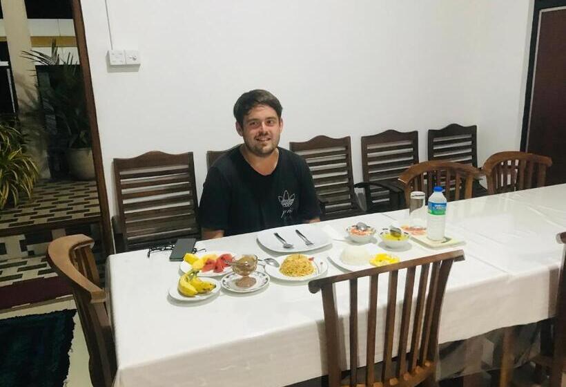 ペンション Dambulla Tourist Resort