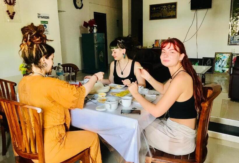 ペンション Dambulla Tourist Resort