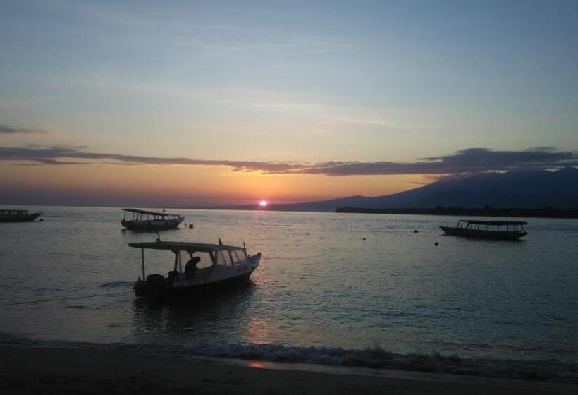 Пансион Dinoyin Bungalows