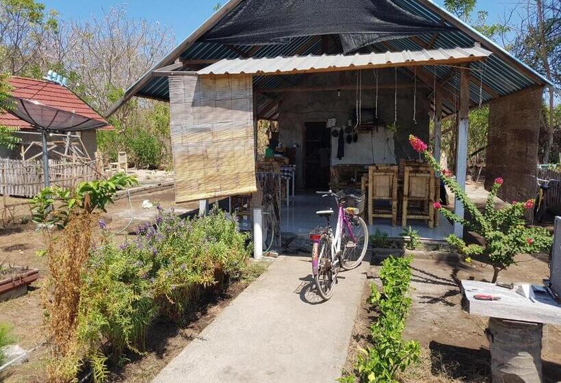 Пансион Dinoyin Bungalows