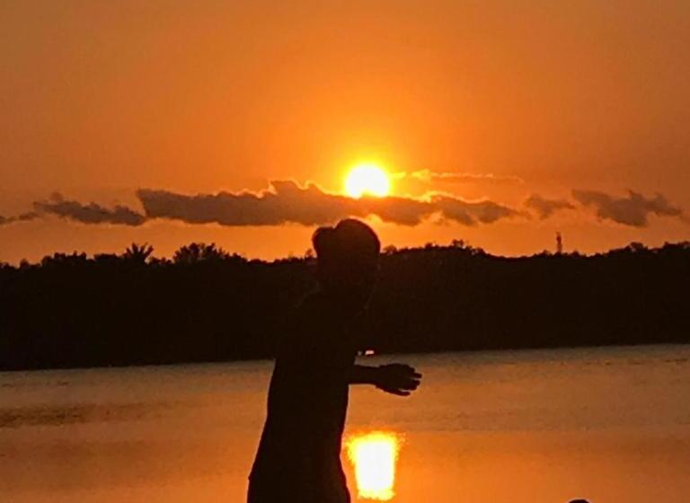 Пансион Dinoyin Bungalows