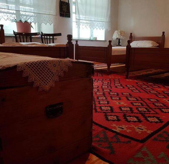 بنسيون Eva Guesthouse