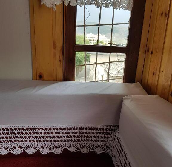 بنسيون Eva Guesthouse