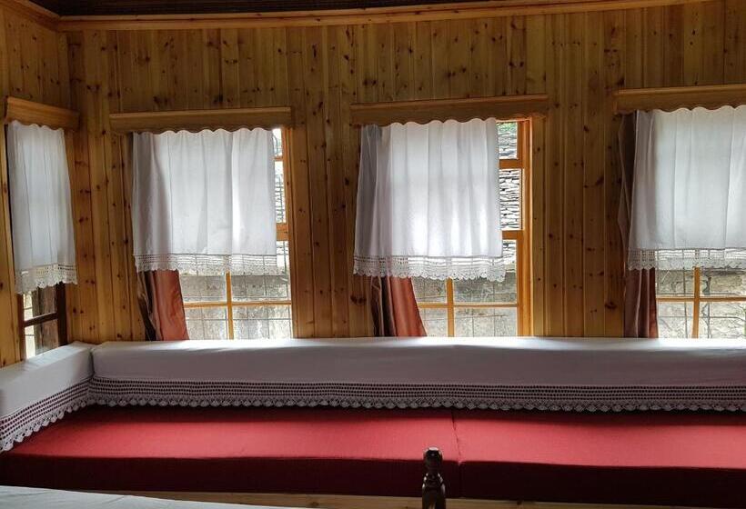 بنسيون Eva Guesthouse