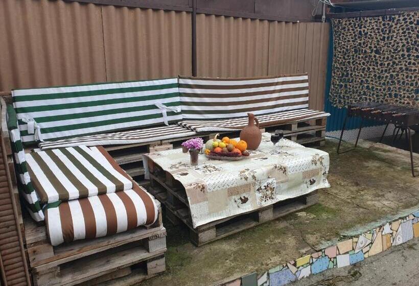 پانسیون Fiesta Sea