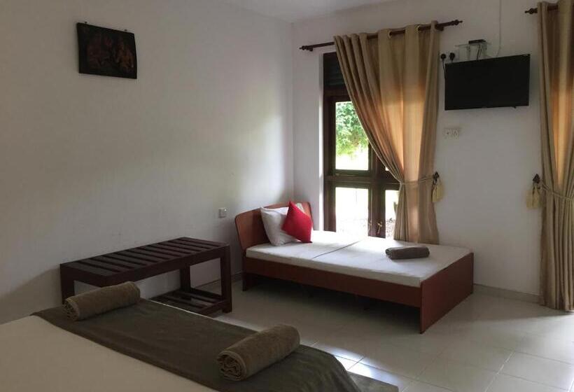 펜션 Goddess Garden Sigiriya