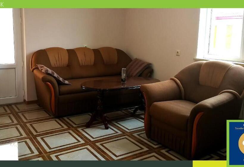 پانسیون Guest House Hasmik