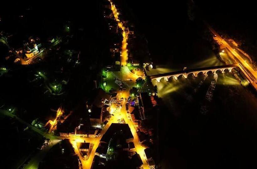 پانسیون Guesthouse Ušće