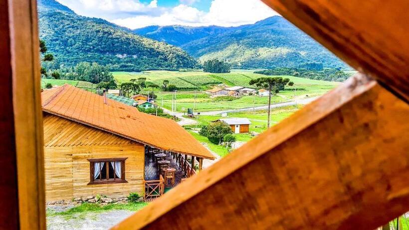 پانسیون Hospedaria Kayser Haus