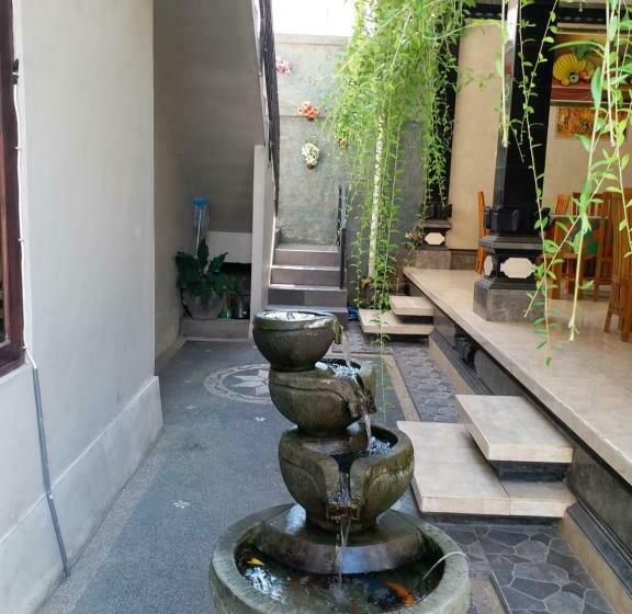 بنسيون Jepun Segara Guest House